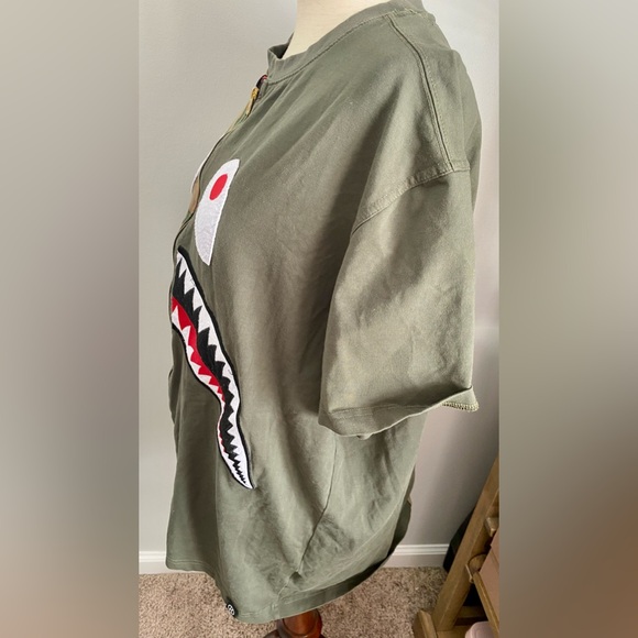 Hudson Outerwear Bape Men’s 2X Green and Khaki Camo Bathing Ape T-Shirt - Picture 4 of 4